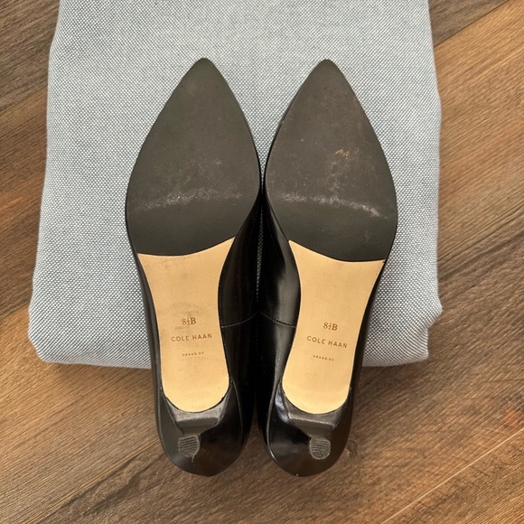 Cole Haan Grand OS Kitten Heel Pump, W 8.5 - Picture 4 of 4